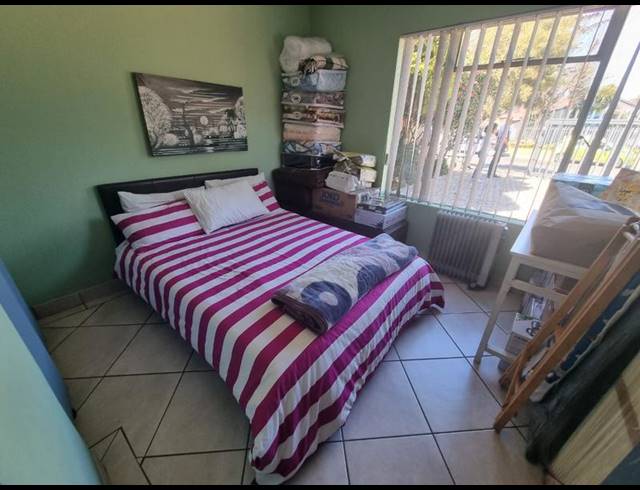 4 BEDROOM HOUSE FOR SALE IN VERWOERDPARK